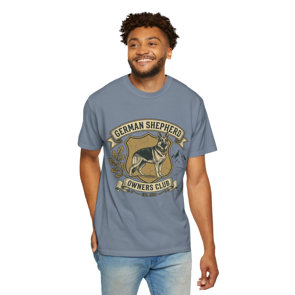 German Shepherd Owners Club T-Shirt - Vintage Shield Dog Tee