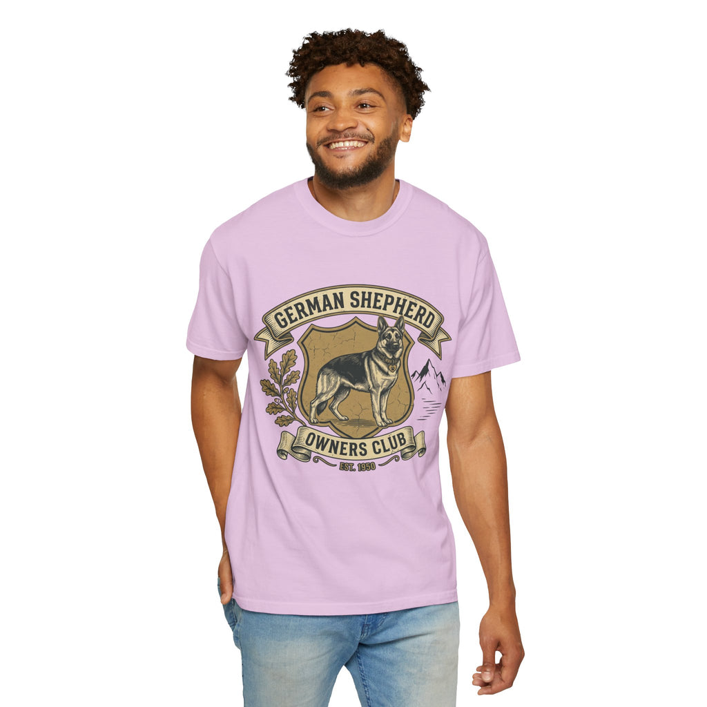 German Shepherd Owners Club T-Shirt - Vintage Shield Dog Tee