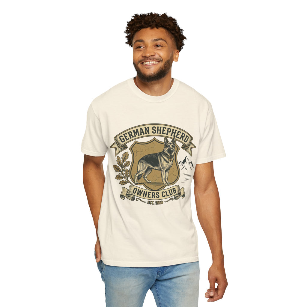 German Shepherd Owners Club T-Shirt - Vintage Shield Dog Tee