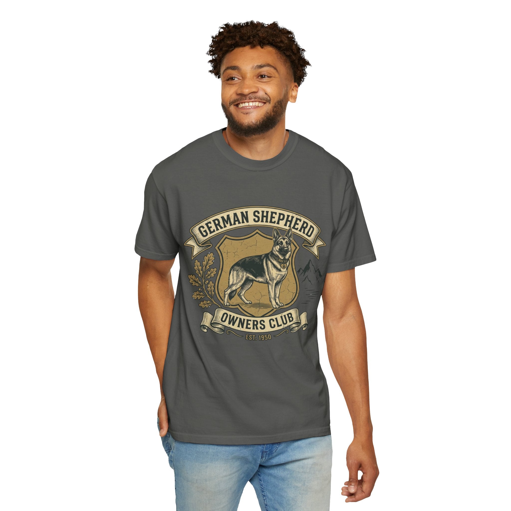 German Shepherd Owners Club T-Shirt - Vintage Shield Dog Tee